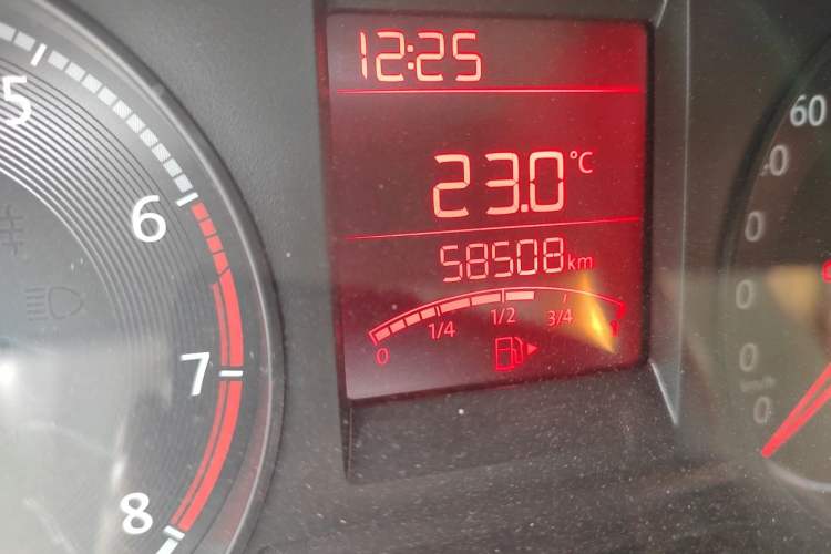 Used Volkswagen Santana 2021 1.5L Manual Fashion Edition Odometer Close Up