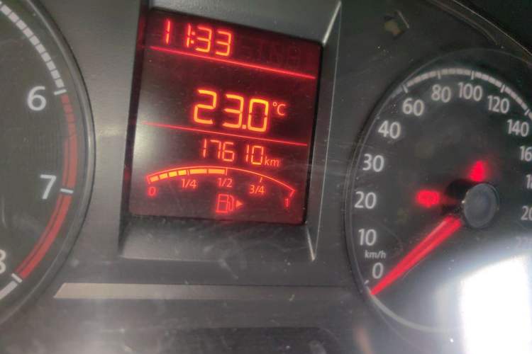 Used Volkswagen Santana 2021 1.5L Manual Fashion Edition Odometer Close Up