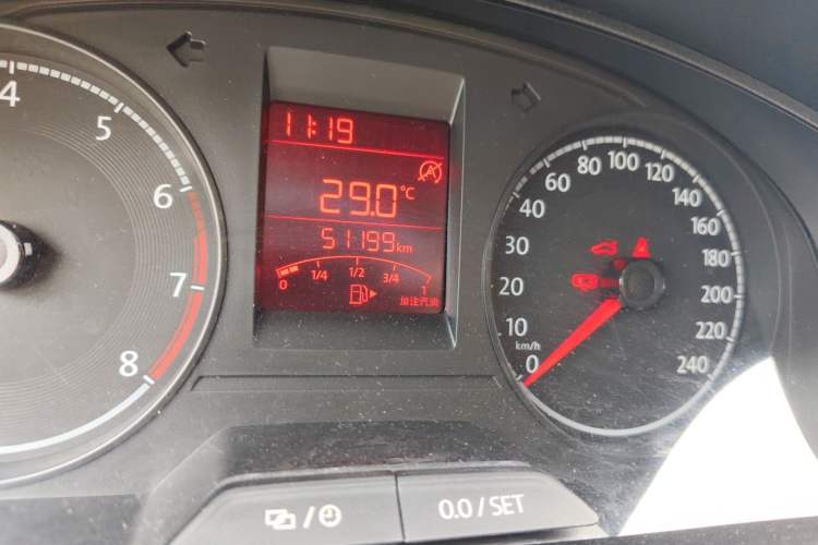 Used Volkswagen Santana 2021 1.5L Manual Fashion Edition Odometer Close Up