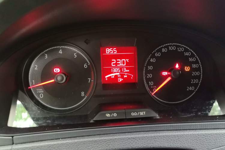 Used Volkswagen Santana 2021 1.5L Manual Fashion Edition Odometer Close Up