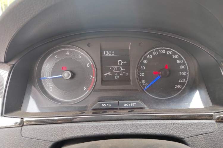 Used Volkswagen Santana 2021 1.5L Manual Fashion Edition Odometer Close Up