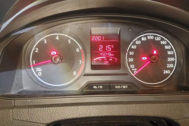 Used Volkswagen Santana 2021 1.5L Manual Fashion Edition Odometer Close Up