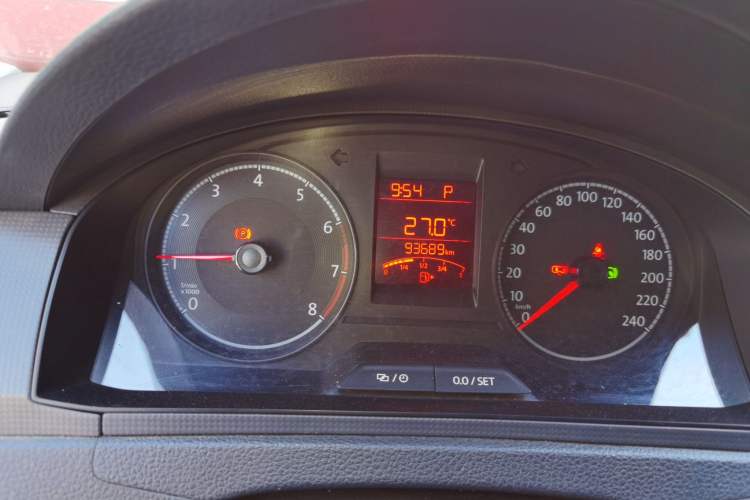 Used Volkswagen Santana 2021 1.5L Automatic Fashion Edition Odometer Close Up