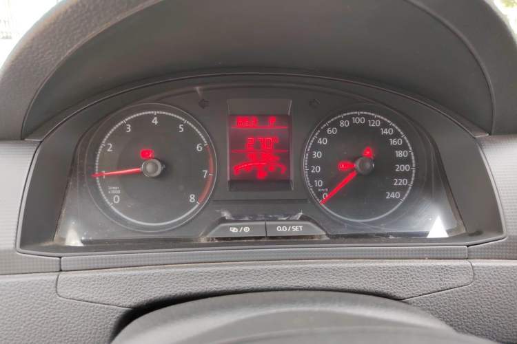 Used Volkswagen Santana 2021 1.5L Automatic Fashion Edition Odometer Close Up