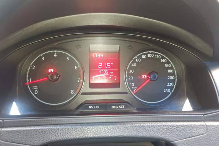 Used Volkswagen Santana 2021 1.5L Manual Fashion Edition Odometer Close Up