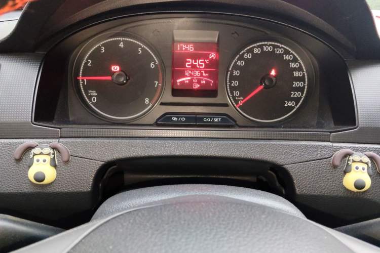 Used Volkswagen Santana 2021 1.5L Manual Fashion Edition Odometer Close Up