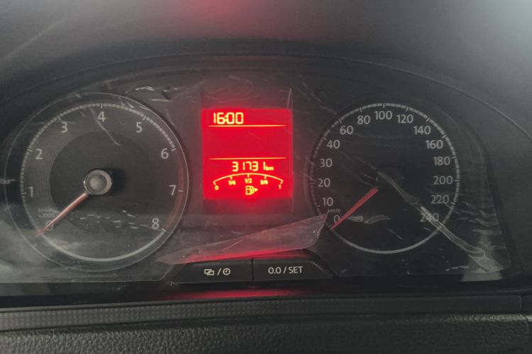 Used Volkswagen Santana 2021 1.5L Automatic Fashion Edition Odometer Close Up
