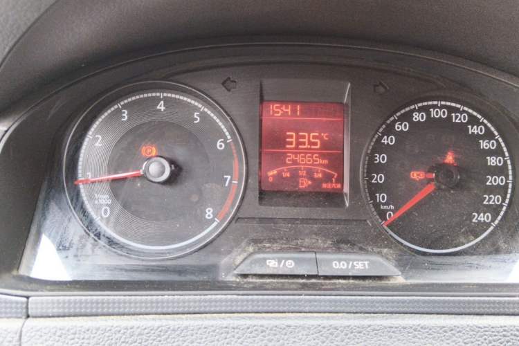 Used Volkswagen Santana 2021 1.5L Manual Fashion Edition Odometer Close Up