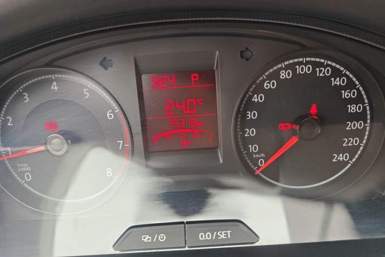 Used Volkswagen Santana 2021 1.5L Automatic Fashion Edition Odometer Close Up