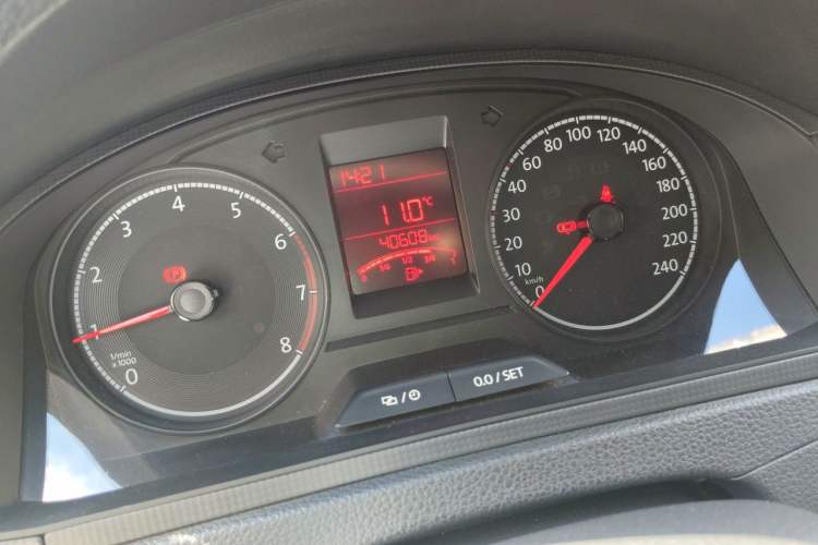Used Volkswagen Santana 2021 1.5L Manual Fashion Edition Odometer Close Up