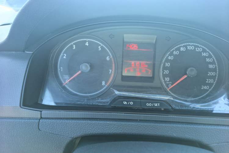 Used Volkswagen Santana 2021 1.5L Manual Fashion Edition Odometer Close Up