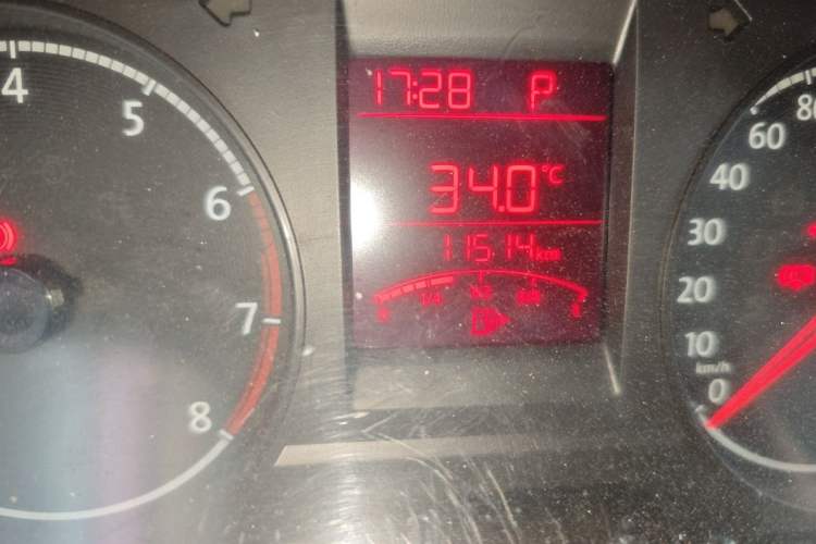 Used Volkswagen Santana 2021 1.5L Automatic Fashion Edition Odometer Close Up
