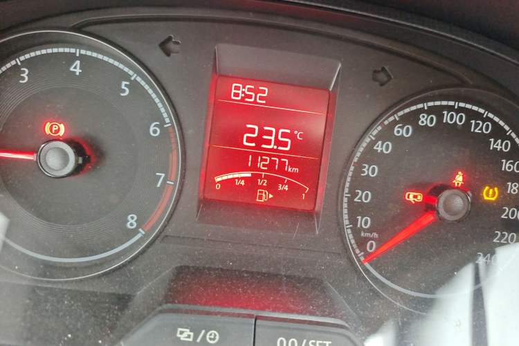 Used Volkswagen Santana 2021 1.5L Manual Fashion Edition Odometer Close Up