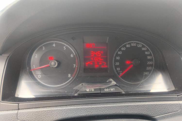 Used Volkswagen Santana 2021 1.5L Manual Fashion Edition Odometer Close Up