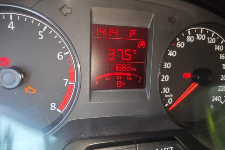 Used Volkswagen Santana 2021 1.5L Automatic Fashion Edition Odometer Close Up