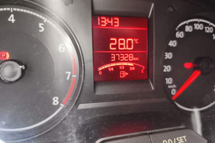 Used Volkswagen Santana 2021 1.5L Manual Fashion Edition Odometer Close Up