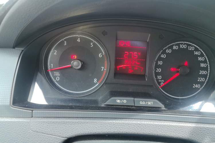 Used Volkswagen Santana 2021 1.5L Manual Fashion Edition Odometer Close Up