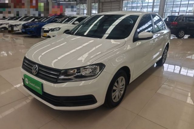 Ojetý Volkswagen Santana 2021 1.5L Manual Fashion Edition