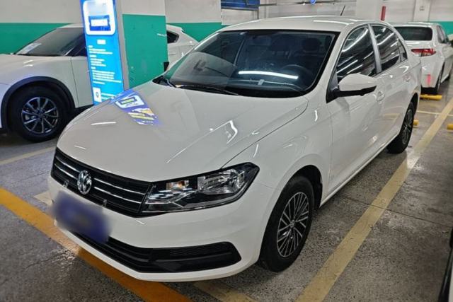 Ojetý Volkswagen Santana 2021 1.5L Automatic Fashion Edition