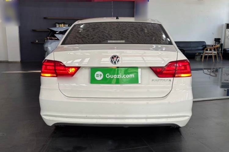Used Volkswagen Santana 2021 1.5L Manual Fashion Edition Rear