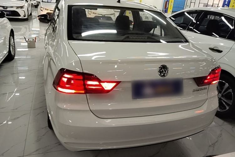 Used Volkswagen Santana 2021 1.5L Automatic Fashion Edition Rear
