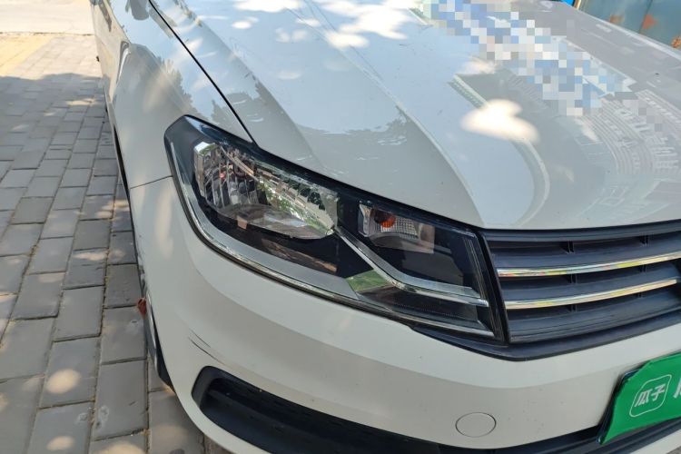 Used Volkswagen Santana 2021 1.5L Manual Fashion Edition Right Front Headlight