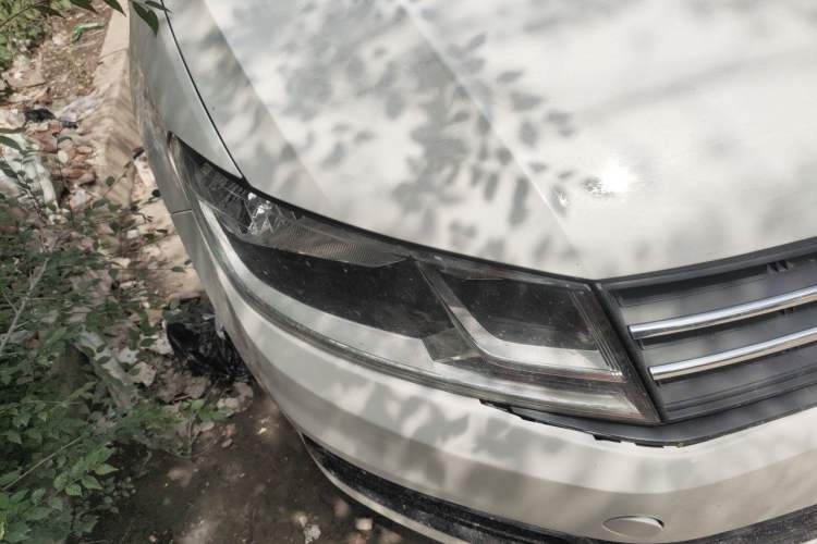 Used Volkswagen Santana 2021 1.5L Automatic Fashion Edition Right Front Headlight