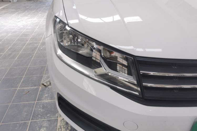 Used Volkswagen Santana 2021 1.5L Manual Fashion Edition Right Front Headlight