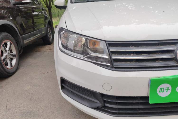 Used Volkswagen Santana 2021 1.5L Automatic Fashion Edition Right Front Headlight