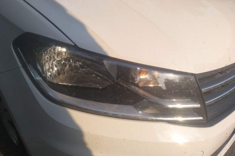 Used Volkswagen Santana 2021 1.5L Manual Fashion Edition Right Front Headlight