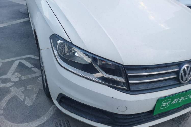 Used Volkswagen Santana 2021 1.5L Automatic Fashion Edition Right Front Headlight
