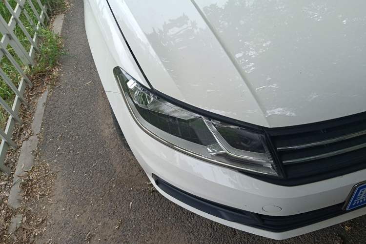 Used Volkswagen Santana 2021 1.5L Manual Fashion Edition Right Front Headlight