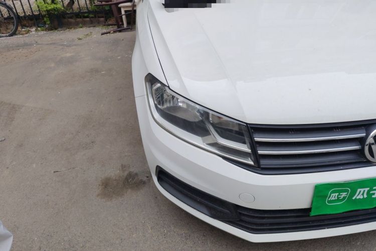 Used Volkswagen Santana 2021 1.5L Automatic Fashion Edition Right Front Headlight