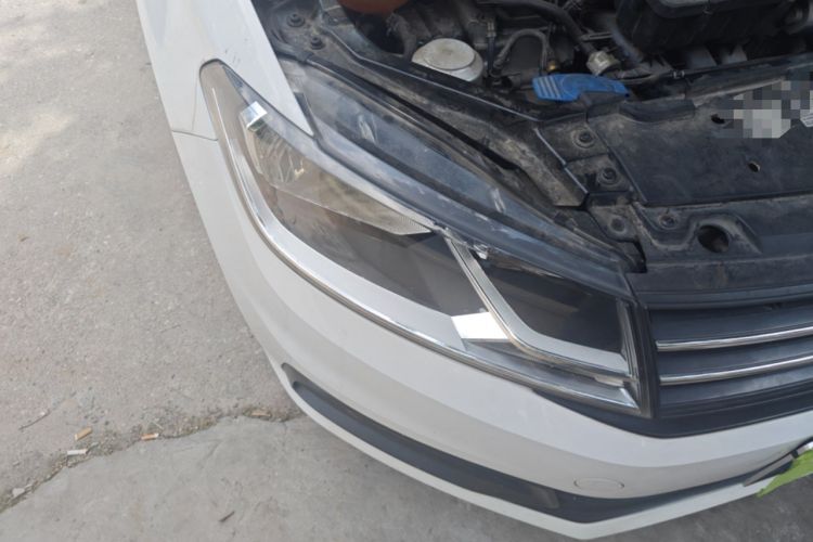 Used Volkswagen Santana 2021 1.5L Manual Fashion Edition Right Front Headlight