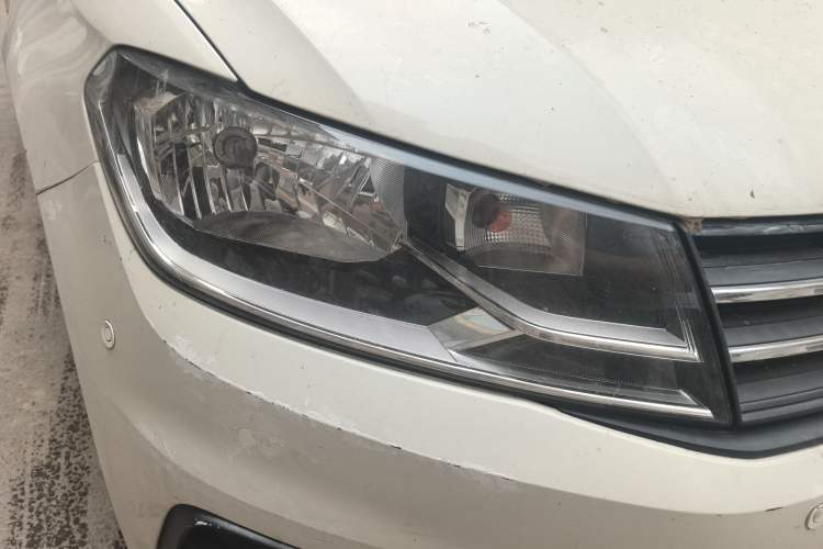 Used Volkswagen Santana 2021 1.5L Manual Fashion Edition Right Front Headlight