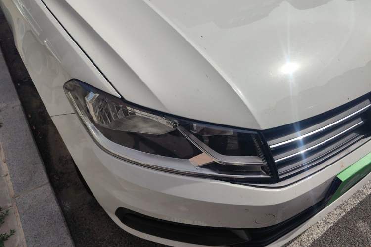 Used Volkswagen Santana 2021 1.5L Manual Fashion Edition Right Front Headlight