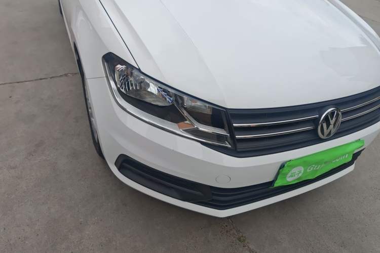Used Volkswagen Santana 2021 1.5L Manual Fashion Edition Right Front Headlight