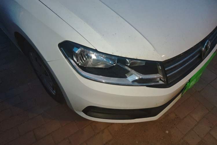 Used Volkswagen Santana 2021 1.5L Manual Fashion Edition Right Front Headlight