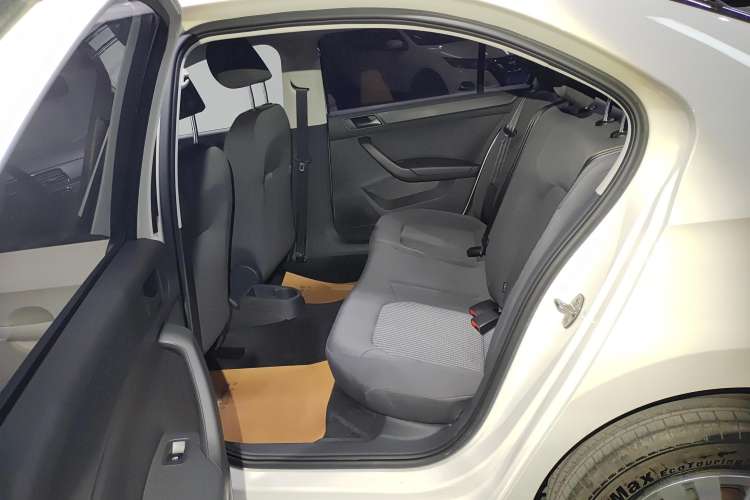 Used Volkswagen Santana 2021 1.5L Automatic Fashion Edition Right Rear Seat