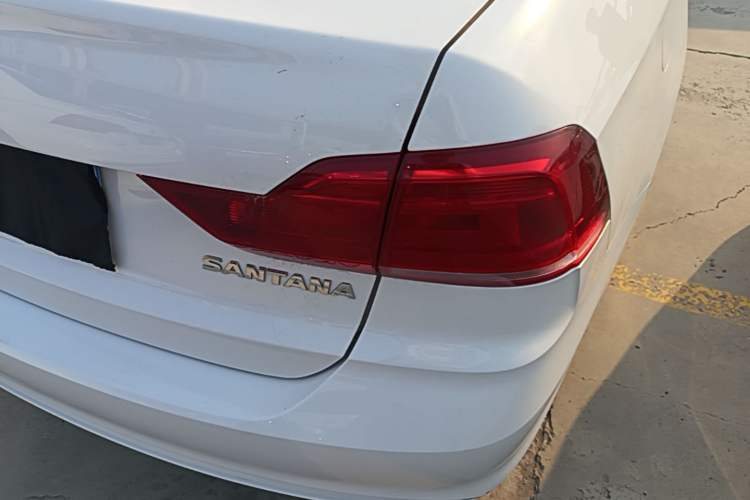 Used Volkswagen Santana 2021 1.5L Automatic Fashion Edition Right Rear Taillight