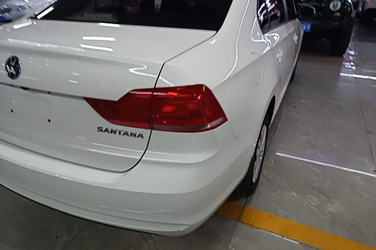 Used Volkswagen Santana 2021 1.5L Manual Fashion Edition Right Rear Taillight