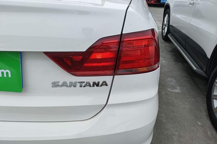 Used Volkswagen Santana 2021 1.5L Automatic Fashion Edition Right Rear Taillight