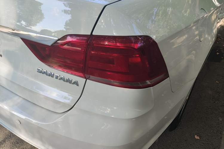 Used Volkswagen Santana 2021 1.5L Automatic Fashion Edition Right Rear Taillight
