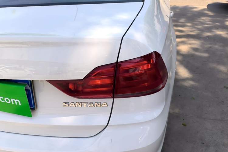 Used Volkswagen Santana 2021 1.5L Automatic Fashion Edition Right Rear Taillight