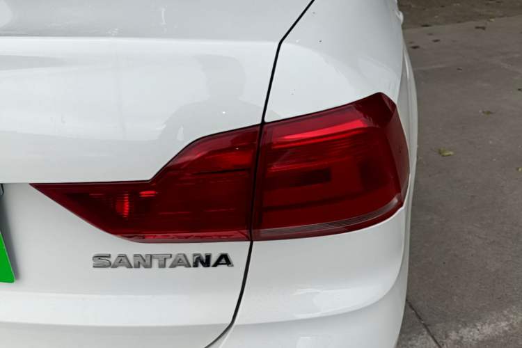Used Volkswagen Santana 2021 1.5L Manual Fashion Edition Right Rear Taillight