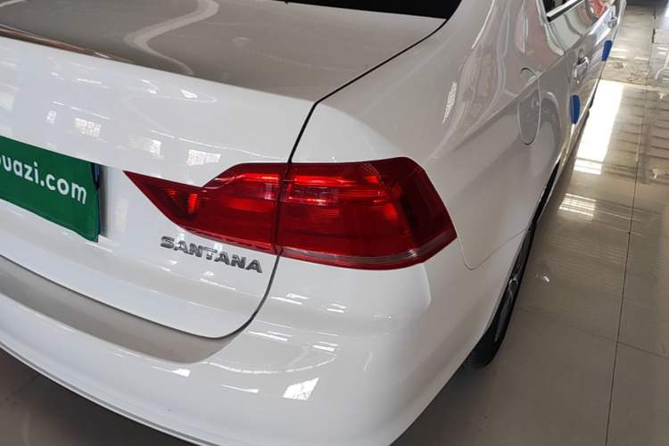 Used Volkswagen Santana 2021 1.5L Automatic Fashion Edition Right Rear Taillight