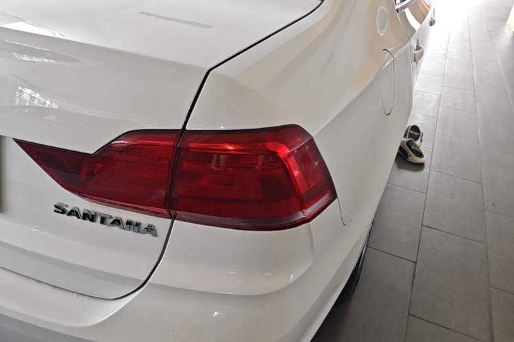 Used Volkswagen Santana 2021 1.5L Automatic Fashion Edition Right Rear Taillight