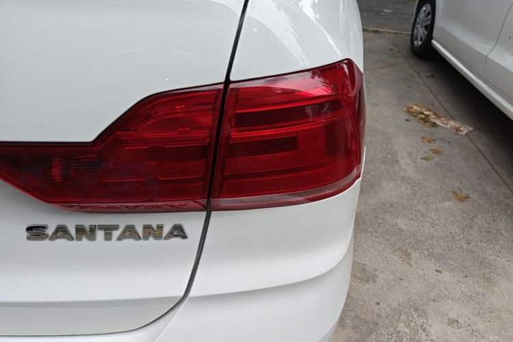 Used Volkswagen Santana 2021 1.5L Automatic Fashion Edition Right Rear Taillight