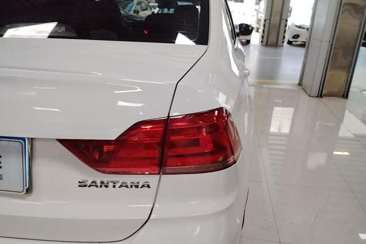 Used Volkswagen Santana 2021 1.5L Automatic Fashion Edition Right Rear Taillight