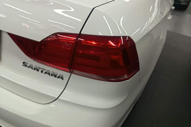 Used Volkswagen Santana 2021 1.5L Automatic Fashion Edition Right Rear Taillight